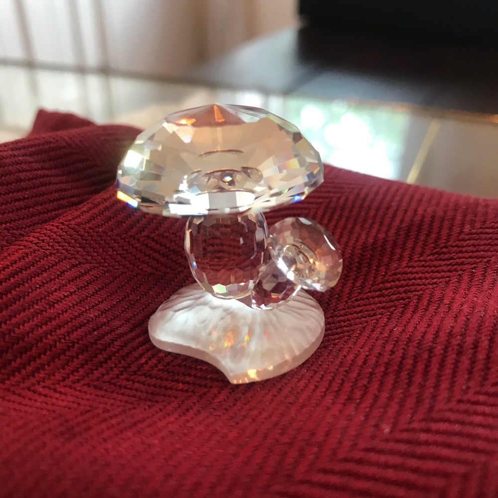 Swarovski crystal toadstool